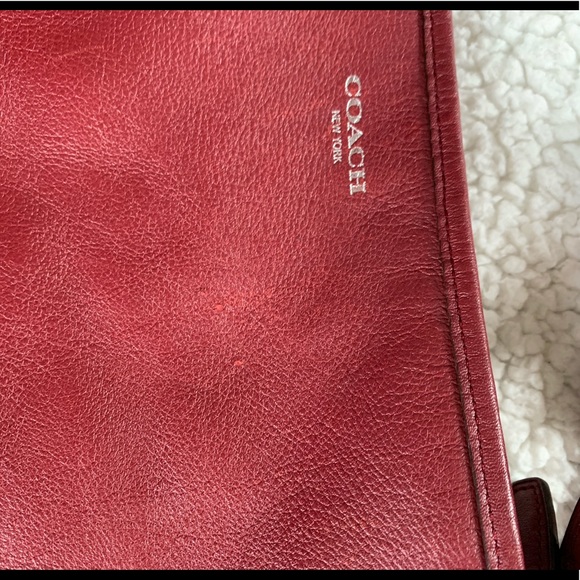 ❌SOLD❌Coach Legacy Duffel Shoulder Bag - Red - Picture 10 of 16